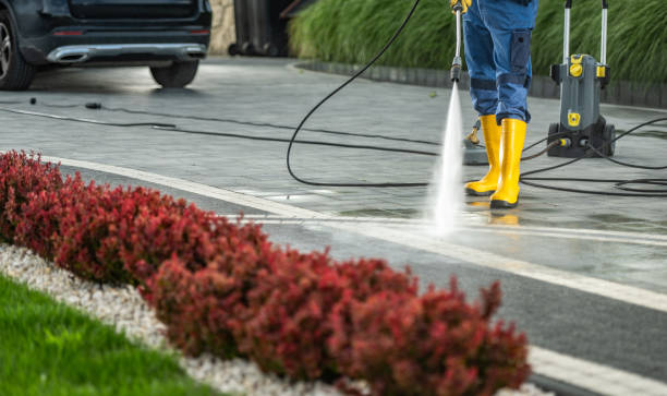 Why Choose Our Certified Pressure Washing Experts for Your Project Needs in Westbrook Center, CT?